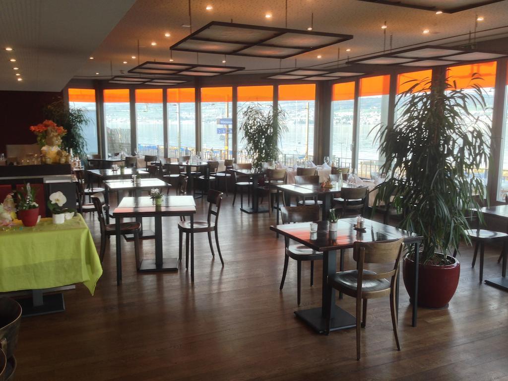 Hotel Engel Am Bahnhof เวเดนส์วิล ภายนอก รูปภาพ