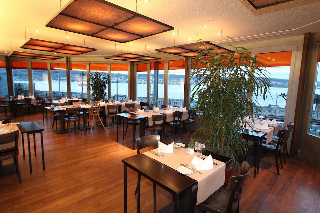 Hotel Engel Am Bahnhof เวเดนส์วิล ภายนอก รูปภาพ